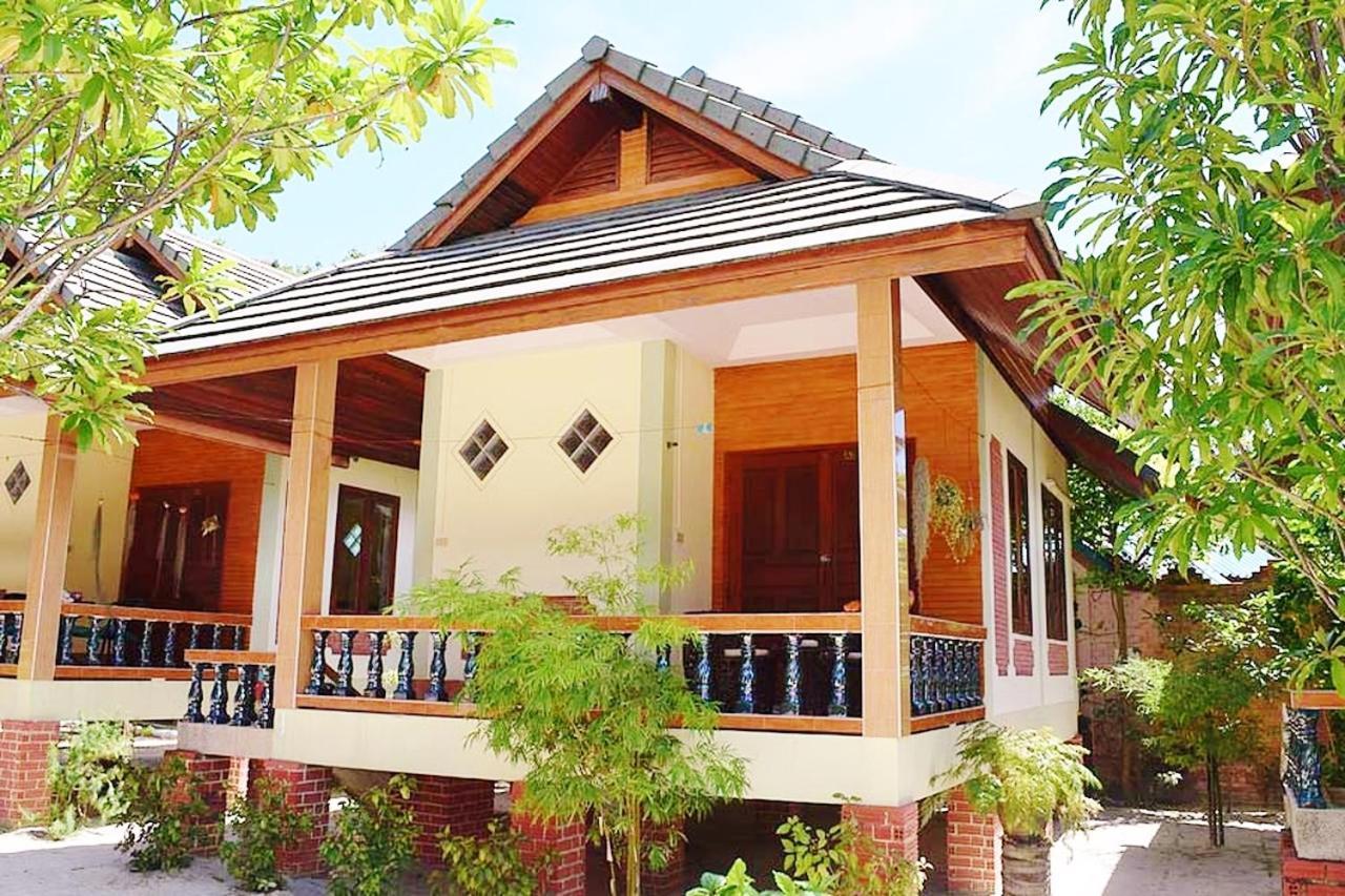 Seaboard Bungalow Haad Yao Buitenkant foto