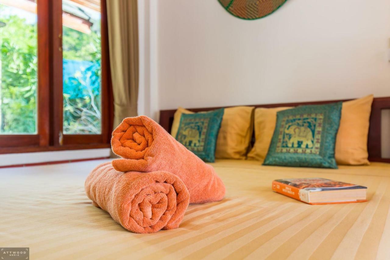 Seaboard Bungalow Haad Yao Buitenkant foto